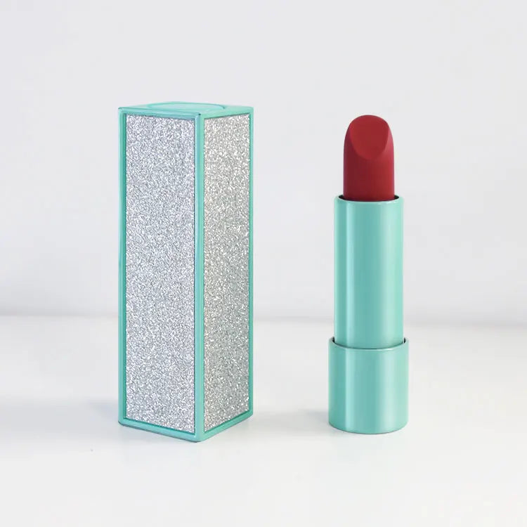 Wholesale Private Label Vegan Lipstick Velvet Matte Finish Waterproof and Lasting Makeup with Mineral Ingredients