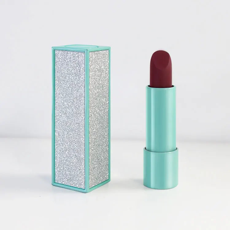 Wholesale Private Label Vegan Lipstick Velvet Matte Finish Waterproof and Lasting Makeup with Mineral Ingredients